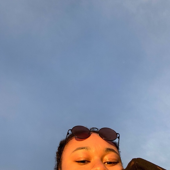 Meet your Posher, Jenna - Picture 1 of 1